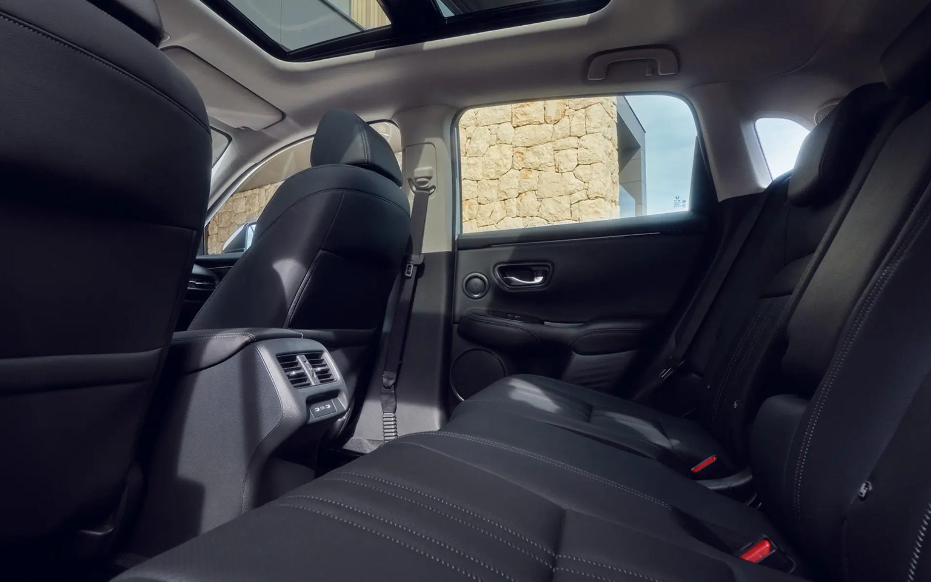 Honda ZR-V Hybrid Rear Seat Space